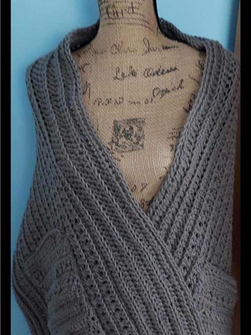 Gray Cable-Knit Women's Sweater Wrap with pockets